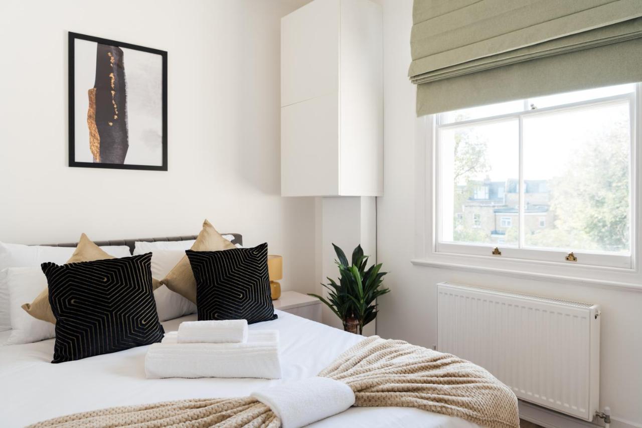 Stunning & Stylish 2 Bed Flat In West London Lägenhet Exteriör bild